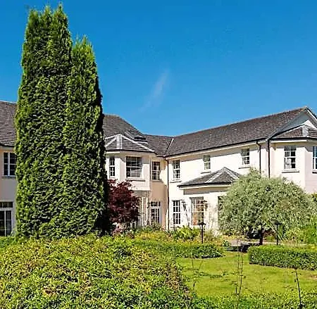 Hotel Nuremore Estate