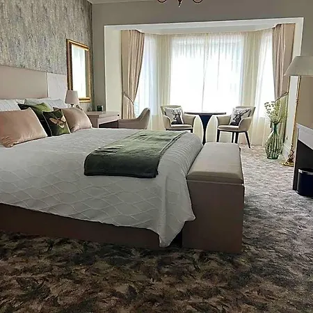 Nuremore Estate Hotel 3*