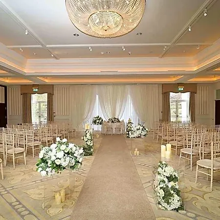 Nuremore Estate 3*